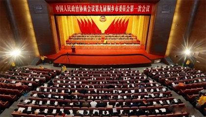 內(nèi)外兼顧，推動(dòng)實(shí)體經(jīng)濟(jì)提質(zhì)增效